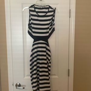 Open back body con dress